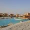 Three-Bedroom Garden Chalet at Marina Wadi Degla For Families - Ain Sokhna