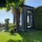 TINY-HOUSE mit Alpen- Stadt- und Poolblick , WLAN