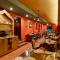 Golden Carven Hotel