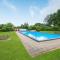 Gorgeous Home In Frvang With Outdoor Swimming Pool - Fårvang