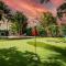 Resort Retreat Heated Pool, BBQ & Sports Court L11