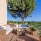 Fattoria Camigliano, Luxury Farmhouse with Pool inside a Wine Estate