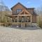 Dark Horse Lodge