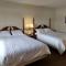 Sara Placid Inn & Suites - Saranac Lake