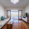 West End Luxury 4B3B Home w Parking and Home Pod Music System - WE16