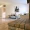 Golden Saddle Suite with TV and private bathroom