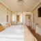 Gold Wave Apartments