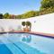 Villa Aqua Riverside Retreat with Pool