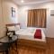 Kiwi Hotel