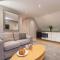 Hamble Retreat Studios and Lodge