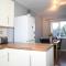 2ndHomeStays- Willenhall-A Serene 3 Bed House with a Garden View-Suitable for Contractors and Families-Sleeps 9 - 7 mins to J10 M6 and 21 mins to Birmingham - Willenhall