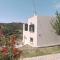 Ze Di Ma House