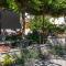 Apartment casa MELITA with garden