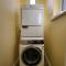 Sands House - luxury modern studios with secure parking in Epsom, Surrey - Epsom