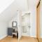 Pass the Keys Self Contained 2 Bed with Parking Leamington Spa
