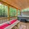 Pet-Friendly Cabin with Hot Tub in Mineral Bluff!