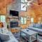 Pet-Friendly Cabin with Hot Tub in Mineral Bluff!