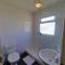 Sea View Holiday Chalet, access to sandy beach - Pets go free