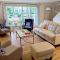Spacious 4BR house on a quiet street in Centerville 5 min to Craigville beach