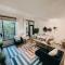 73SW - WiFi - F P - WithD - Sleeps 6 home - Glacier