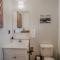 72MF - Rustic - Pets Ok - Sleeps 2 cabin
