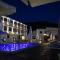 Kostas Beach Apartments