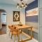 Centrally Located Home with Patio in Oklahoma City - Оклахома-Сити