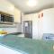 Fleetwood 4 Air conditioned unit with water views - 浅滩湾
