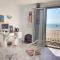 Appartement avec balcon, jardin, et accès plage - FR-1-361-492