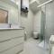 Fantastic flat with garden in residence with pool