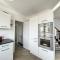 Villa SeaShell - Luxurious renovated gas station