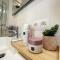 Villa SeaShell - Luxurious renovated gas station