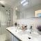 Villa SeaShell - Luxurious renovated gas station