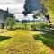 Warradale Lodge and Mini Golf