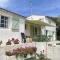 Maison confortable 5 pièces, 8 couchages, proche plage et commerces, avec jardin, terrasse et WiFi. - FR-1-224B-477