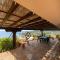 Enchanting Seaview Getaway