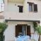 ISS Travel, Domo Cytonia 2-bedrooms apartment with private fenced terrace