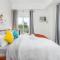 Amani 237, 3 Minutes to Airport, with Gym & Pool, Free Netflix, FAST WI-FI
