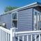 The Studio - 1 Bedroom Cabin - Amroth - Amroth