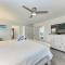 Sea Grape Inn8- BEACHFRONT Property