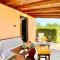 Renas Studio near Roda by DadoVillas