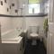 Seaton, Devon, two bed apartment, just off the sea front. - Seaton