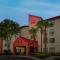 Red Roof Inn PLUS + Gainesville