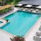 Dorman Suites
