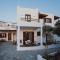 Petros Studios & Suites - Naxos Chora