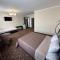 Hotel Merry Club