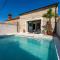 Stone House with pool Poeta - Pridraga