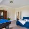 Perfect for Large Family & Friends, Free Parking, Games