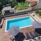 Apartments Meštrović with heated swiming pool- near Split