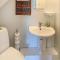 Gorgeous Home In Lindesberg